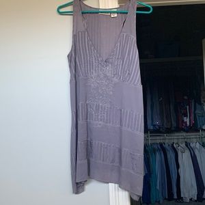 DKNY sleeveless blouse. Violet gray with stunning silver embroidery detail. 10